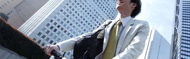 パンフレットを確認して面接を受ける